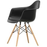 Vitra - Eames Plastic Armchair DAW RE, Esche honigfarben / tiefschwarz (Filzgleiter weiß)