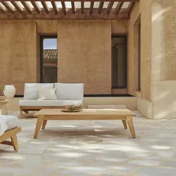 Garten-Couchtisch Olia aus massivem Teakholz