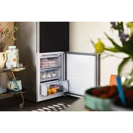 Neff N70 GI7813CE0 Weiß