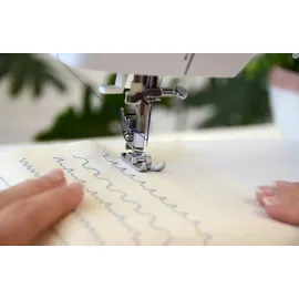 Bernette sew&go 3 - 19 Nähprogramme, automatische Einfädelhilfe, Fadenabschneider, Stichlänge und Nähfußdruck einstellbar