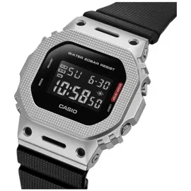 Casio G-Shock GM-5600M-1ER Gummi 43 mm