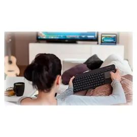 Logitech K400 Plus Wireless Touch Keyboard DNK/FIN/NOR/SWE schwarz