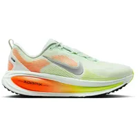 Nike Herren Vomero 18 rot 42.5