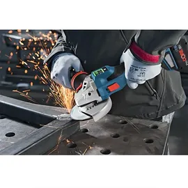 Bosch GWS 18V-15 SC Professional inkl. 2 x 5,5 Ah + Schnellladegerät + GCY 42 Professional + L-Boxx 06019H6102