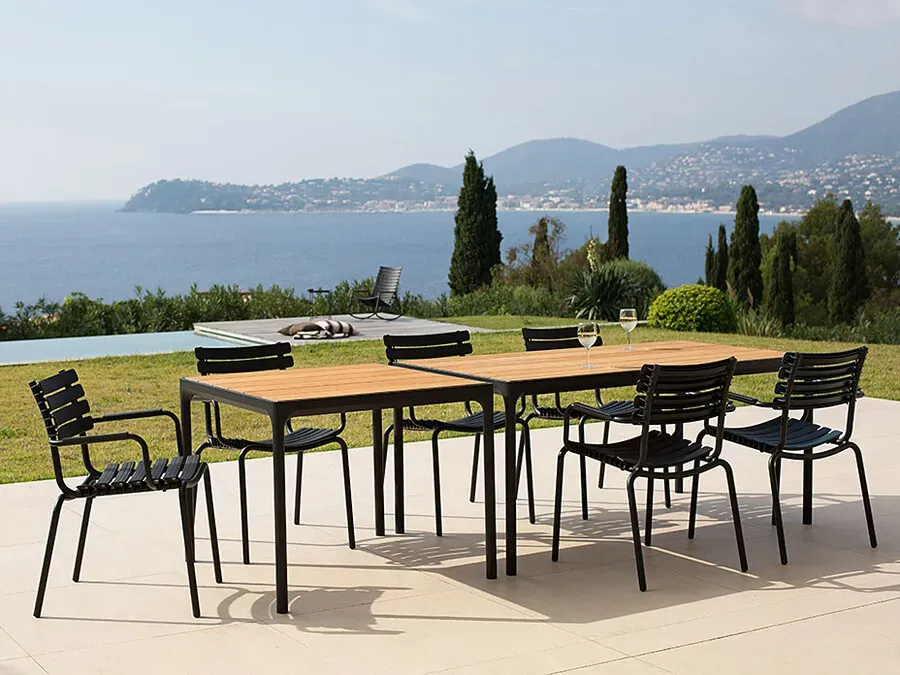 Outdoortisch Four Houe braun, Designer Henrik Pedersen, 75x160x90 cm