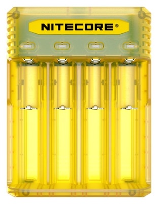 NiteCore Q4 Ladegerät für Lithium Ionen Akkus z.B. 18650, 26500, 26650, 26700 mit zahlreichen Features und Funktionen : gelb