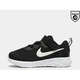 Nike Revolution 6 Kinder Black / White-Dark Smoke Grey 22