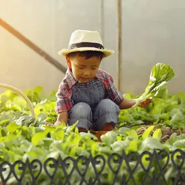 Relaxdays Beetzaun, 2 Zaunelemente je Hxb: 36 x 17,5 cm, Steckzaun mit Verzierung, Beeteinfassung, Gusseisen, weiß