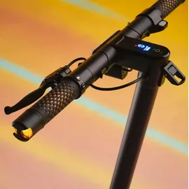 Pure McLaren schwarz