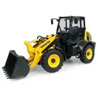 Universal Hobbies KOMATSU WA100M-8