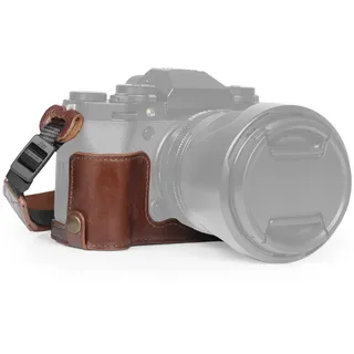 MegaGear Ever Ready Echtleder Halbkameratasche kompatibel mit Fujifilm X-T5 (Braun)