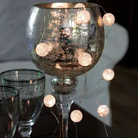 StarTrading LED-Lichterkette Kugeln Eisglas 1,4 m Warmweiß