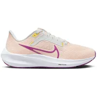 Nike Damen Laufschuhe W AIR ZOOM Pegasus 40, GUAVA