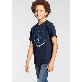 delmao T-Shirt "mit Logo-Print für Jungen", Jungen, Gr. 176/182, blau (marine), Single Jersey, Obermaterial: 100% Baumwolle, bedruckt, Basic hüftbedeckend, Rundhals, Shirts T-Shirt, Kurzarm, Basic-Passform, mit Logodruck, Rundhalsausschnitt