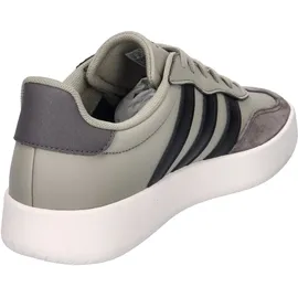 adidas Barreda Putty Beige/Core Black/Charcoal 43 1/3