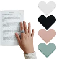 4 Stück lesen zubehör, buch zubehör, lesezeichen, lesezeichen Leder, Leder Herz Lesezeichen, Ecke Seite Buch Marks, niedliche Lesezeichen Buch Zubehör für das Lesen Liebhaber