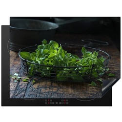 MuchoWow Herdblende-/Abdeckplatte Frisch gepflücktes Oregano-Kraut in einem Metallkorb, Vinyl, (1 tlg), 71×52 cm, Induktionskochfeld Schutz für die küche, Ceranfeldabdeckung bunt