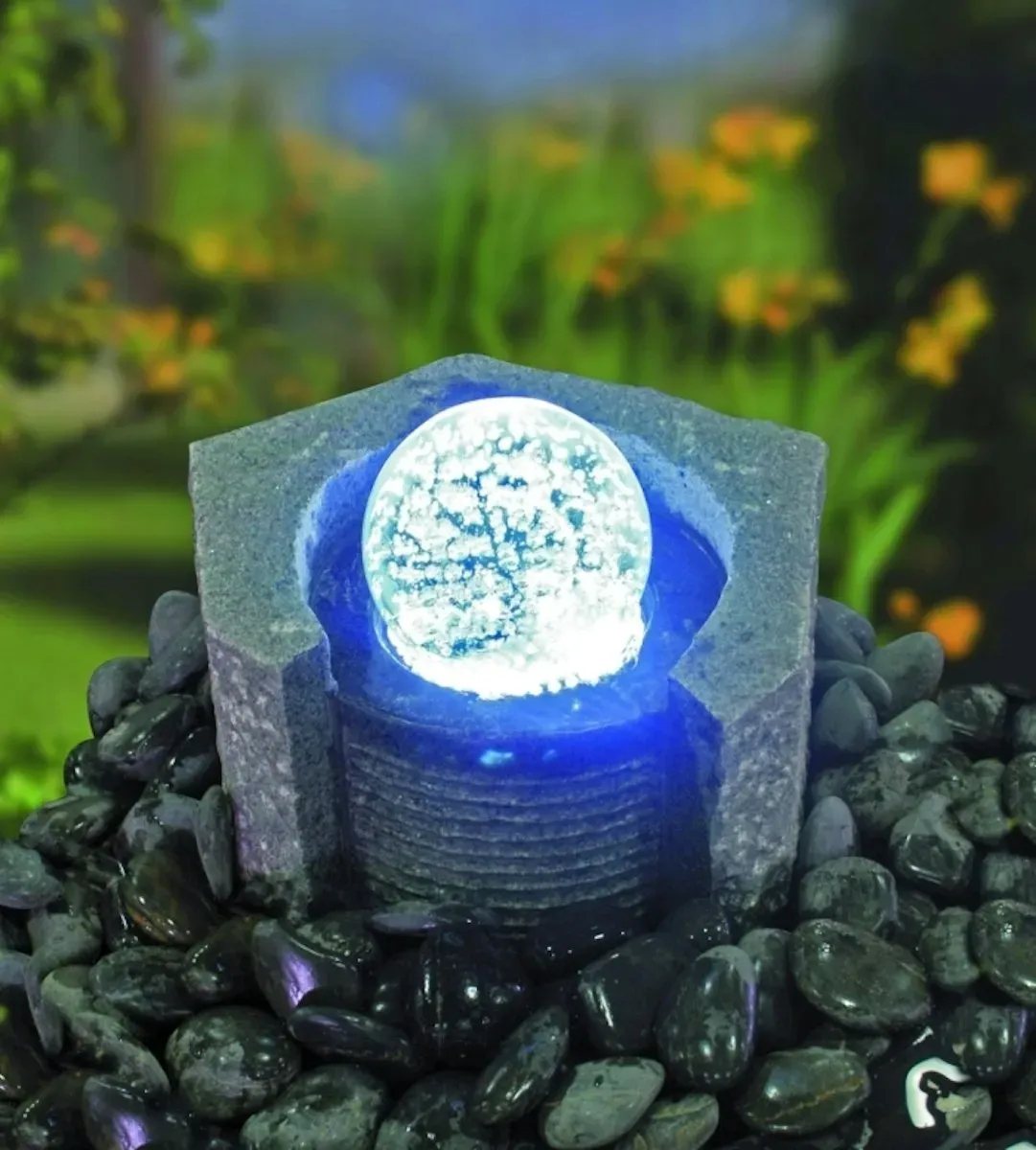 Gardenforma Wasserspielset Lundey mit drehender Glaskugel