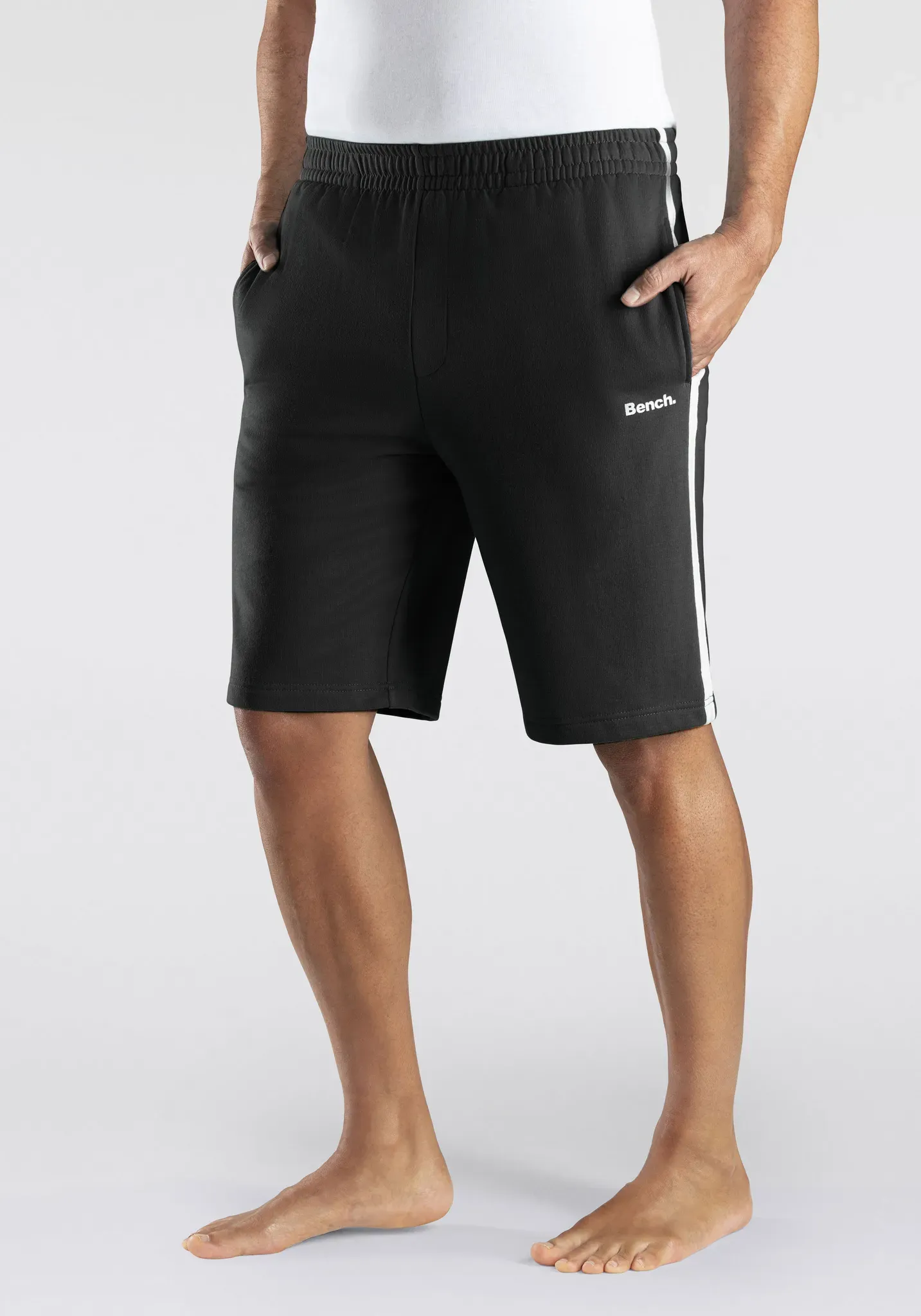 Sweatshorts BENCH. LOUNGEWEAR 
