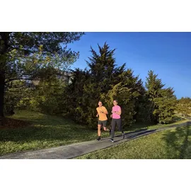 Garmin Forerunner 55 mit Silikonarmband steinweiß/schwarz
