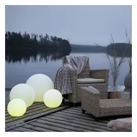 StarTrading STAR Trading LED Gartenkugel RGB Farbwechsel weiß Fernb.Aufladbar