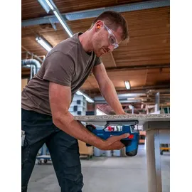 Bosch Akku-Stichsäge GST 18V-155 SC mit L-BOXX