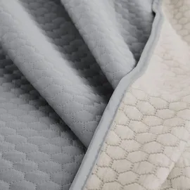 IBENA kühlende Sommerdecke Kuscheldecke 100 x 150 cm Beige/Grau/Silber