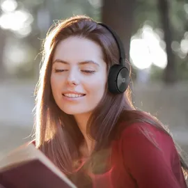 Swissten Trix Bluetooth-Kopfhörer mit FM/AUX/MicroSD - Schwarz