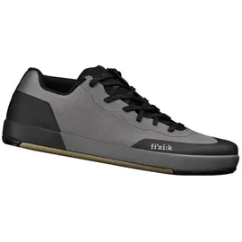 FIZIK Gravita Versor Flat Grau 45