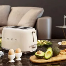 Smeg TSF01CREU Creme / Hochglanz