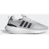 Crystal White / Core Black / Grey Two 40 2/3