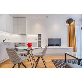 Osram LED 4er Set E27, 2700 K, 10 W, 4058075184992,