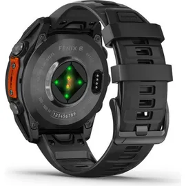 Garmin fenix 8 AMOLED 47 mm schwarz / schiefergrau mit QuickFit Silikon-Armband 22 mm