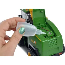AMEWI RC-Landmaschine Feldhäcksler 1:24 RTR grün-gelb