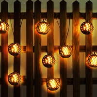 ETC Shop LED Solar Lichterkette 8x Kugel, Flammen-Effekt, L 410 cm,