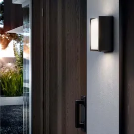 Philips Hue White Turaco Wandleuchte