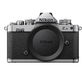 Nikon Z fc + Nikkor Z DX 18-140mm f/3,5-6,3 VR