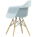 Vitra - Eames Plastic Armchair DAW RE, Ahorn gelblich / eisgrau (Filzgleiter basic dark)