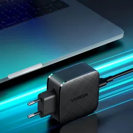 UGREEN 2xUSB-C 66W Power Delivery 3.0 Quick Charge 4.0+ Schwarz