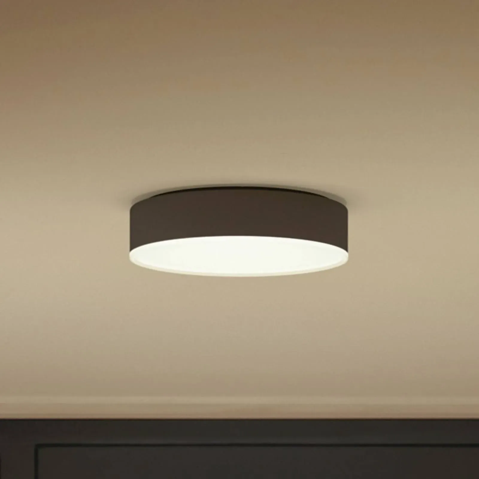Philips Hue Smart Home Deckenlampe Hue, dimmbar, schwarz, für Wohn- / Esszimmer, Metall, Modern, Smart Home Deckenlampe - 26.1 cm - 26.1 cm - 6.6 cm