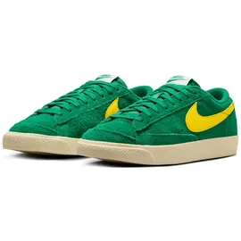 Nike Blazer Low '77 Damen Malachite/Lightening-Muslin-Sail 39