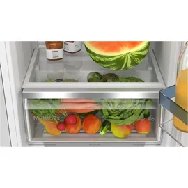 Bosch Serie 4 KIR21EFE0 Einbaukühlschrank (136 l, 874 mm hoch)