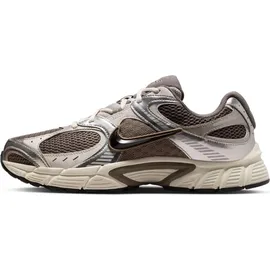 Nike V5 Rnr Cave Stone/Black/College Grey/Vast 200, 41 - 41