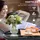 Outsunny Beistelltisch, Runder Kaffeetisch mit Hohltrommel-Design, Metall