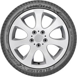 Goodyear UltraGrip Performance G1 225/50 R17 98H