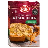 RUF Spekulatius Käsekuchen, winterliche Backmischung für einen locker-cremigen Käsekuchen mit Spekulatius-Gewürz und Spekulatius-Keks-Streuseln