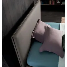 xl moebel gmbh Luxus Doppel Betten Braun 200x200 Schlaf Zimmer Leder Hotel Bett Polster Design - Braun