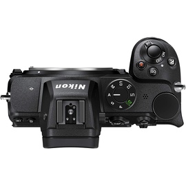 Nikon Z 5 + Z 24–200 mm VR