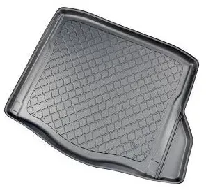 Gummimatte für den Kofferraum des Mercedes CLA C117 (2013+) CP/5