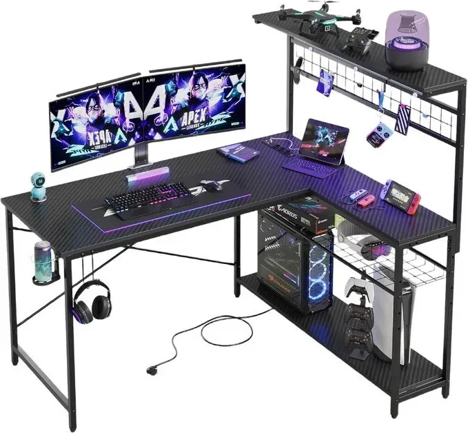 Bestier Gaming Desk 130 cm L förmig Reversibler Eckschreibtisch mit Steckdosen LED-Lichtern 4 Regalböden Haken & Becherhalter Ideal für Home Office und Gaming